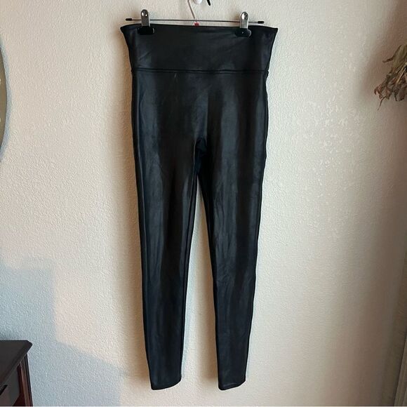 Spanx Faux Leather Legging - Picture 6 of 6